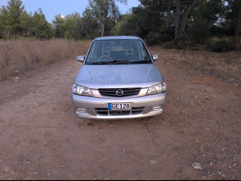 Mazda Demio — 9