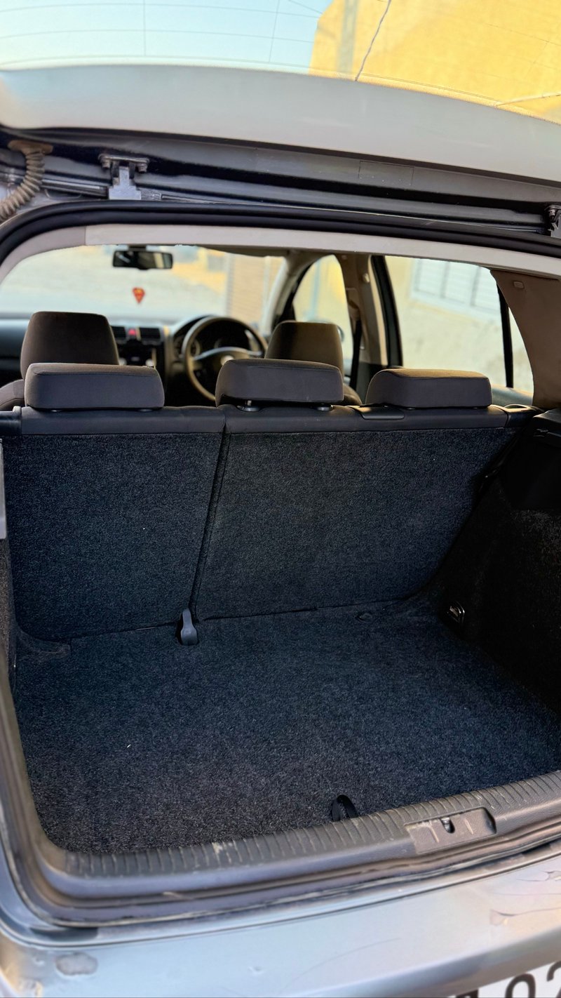 Volkswagen Golf — 8