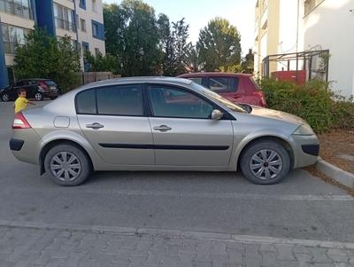 Renault Megane — 5