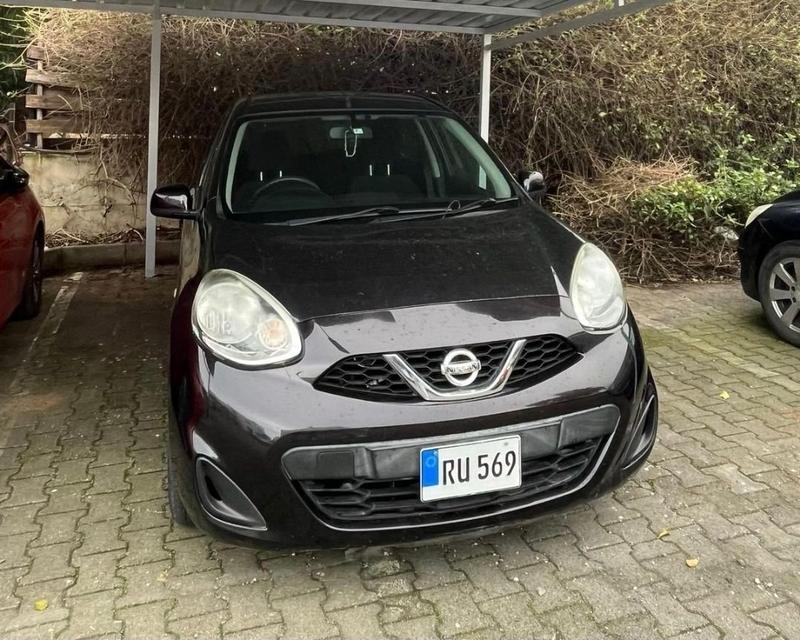 Nissan March — 1/5