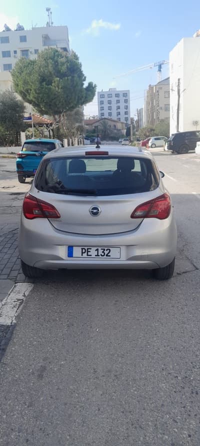 Opel Corsa — 3