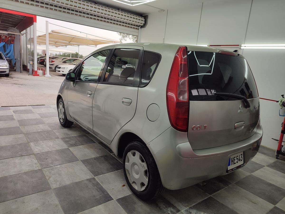 2003 Mitsubishi Colt