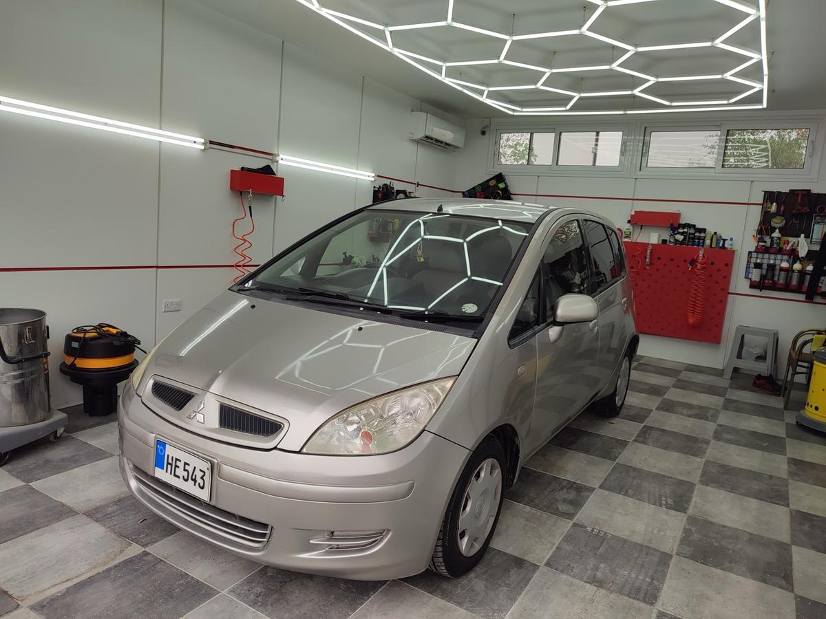 2003 Mitsubishi Colt 2