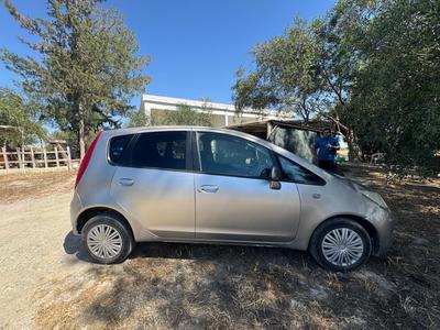 Mitsubishi Colt — 8
