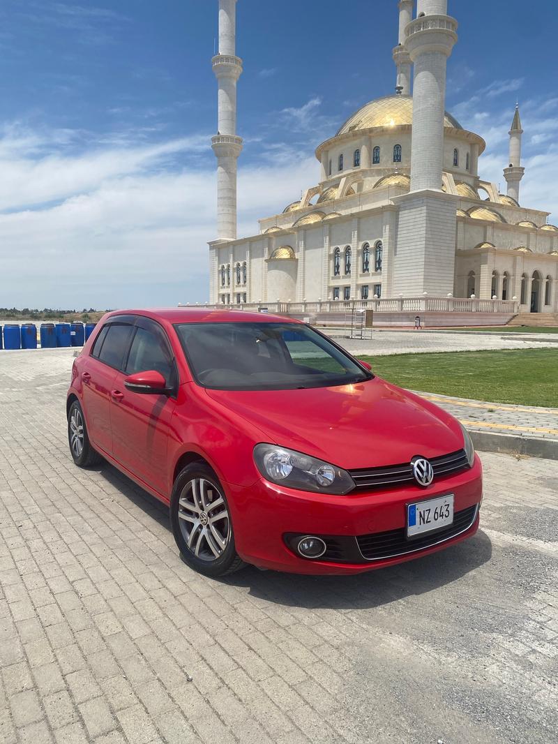 Volkswagen Golf — 1/7