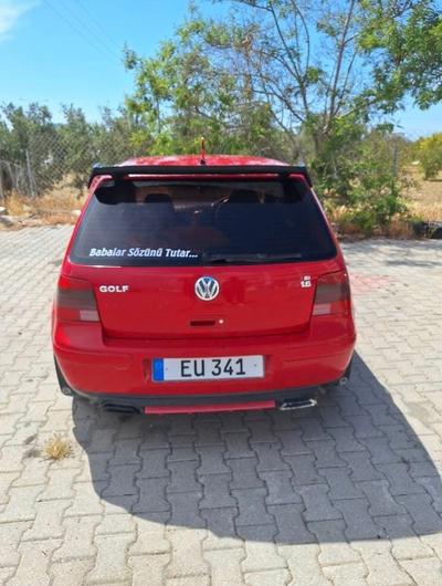 Volkswagen Golf — 1