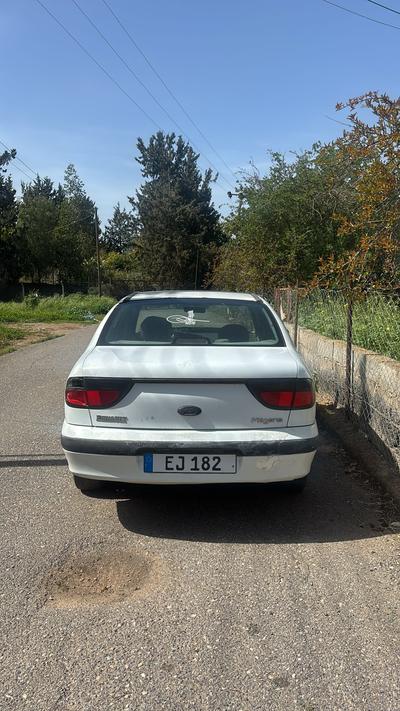 Renault Megane — 7