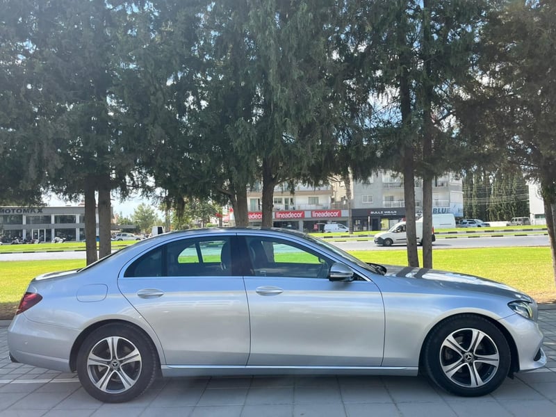 Mercedes-Benz E-Class — 7