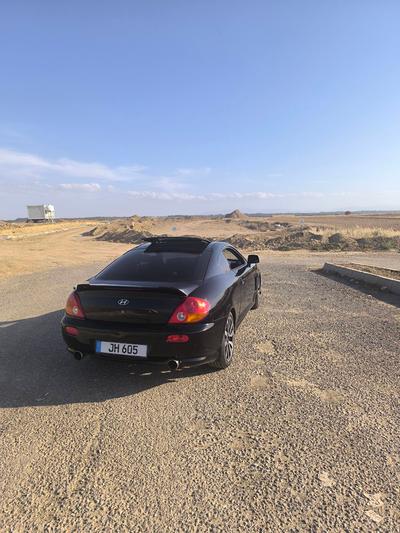 Hyundai Coupe — 3
