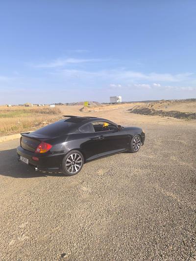 Hyundai Coupe — 2