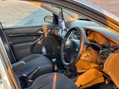Ford Focus — 8