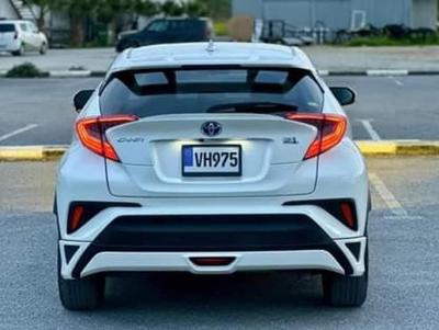 Toyota C-HR — 5