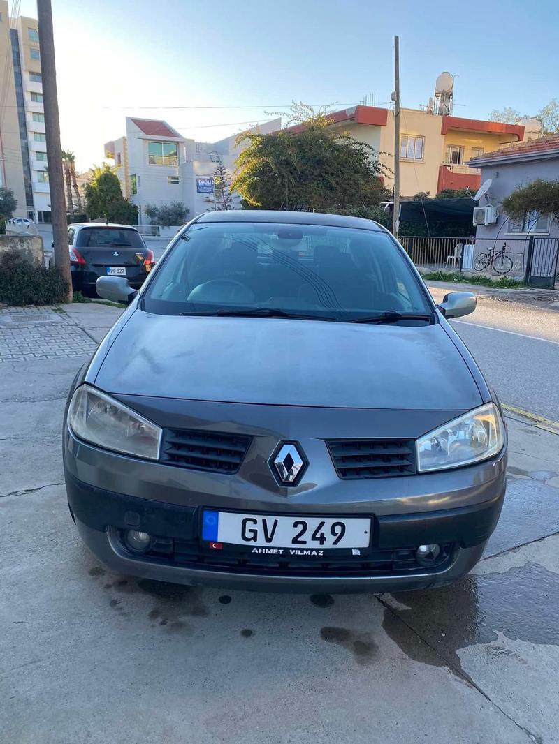 Renault Megane — 1/6