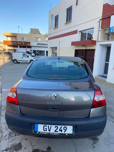 Renault Megane — 3