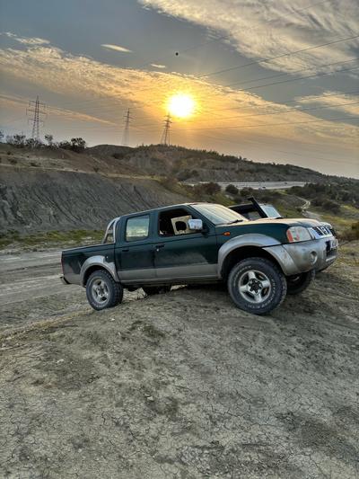 Nissan Navara — 1