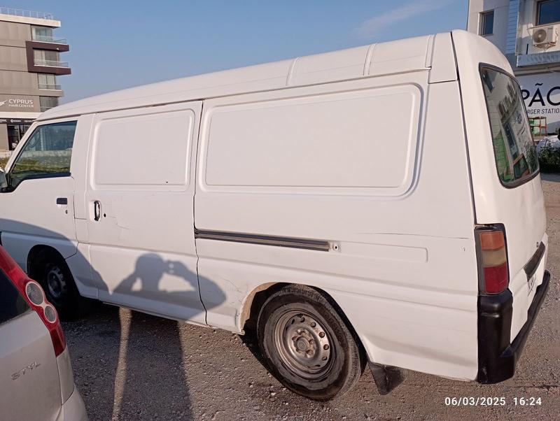 Mitsubishi L300 — 1/3