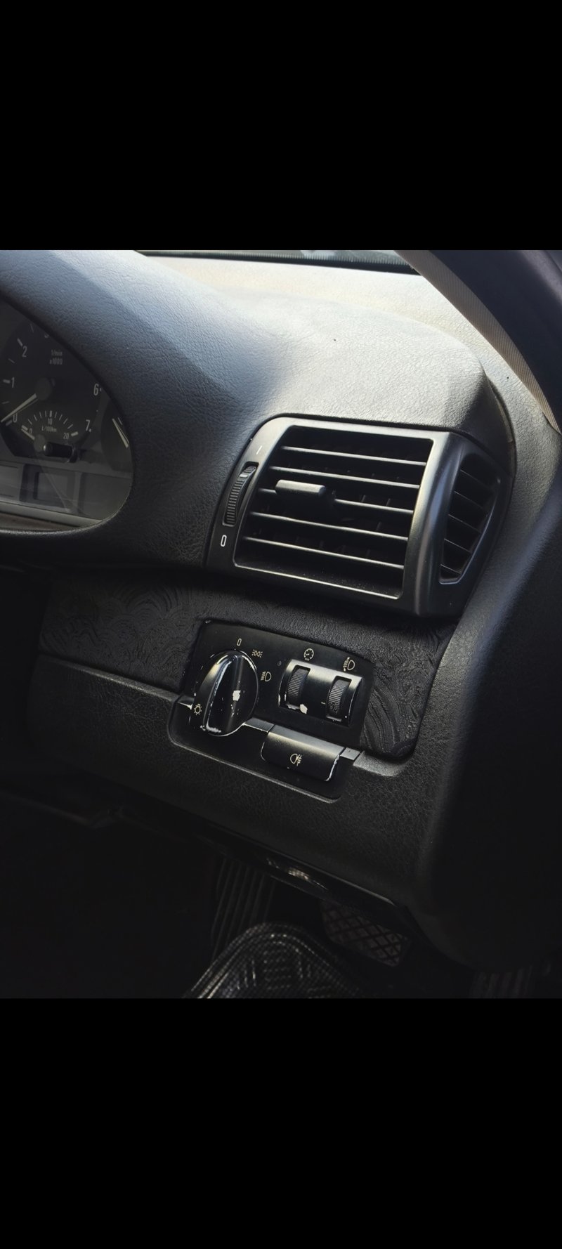 BMW 318i — 4