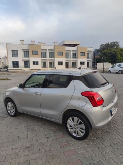 Suzuki Swift — 4