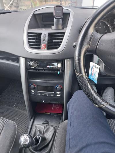 Peugeot 207 — 2