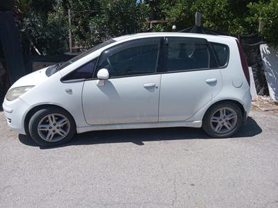 Mitsubishi Colt — 1