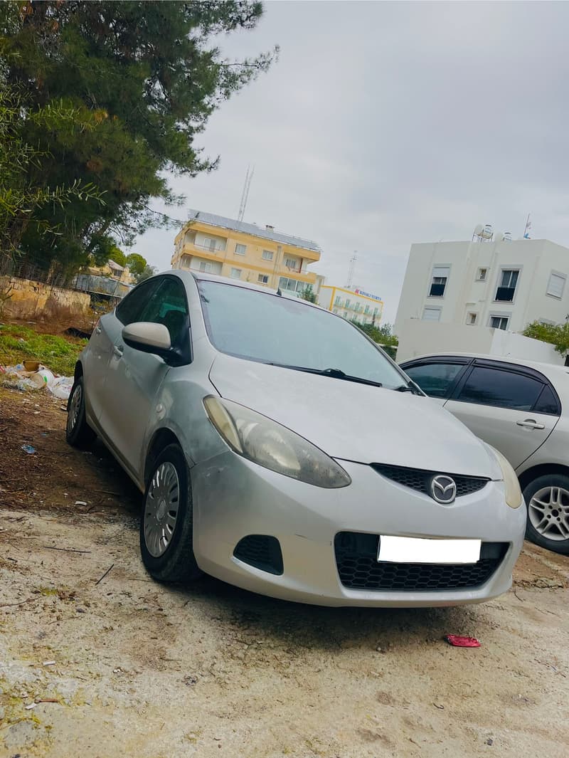 Mazda Demio — 1/8