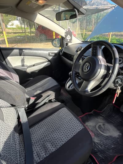 Mazda Demio — 5
