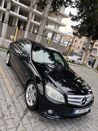 Mercedes-Benz C 180 Amg — 1