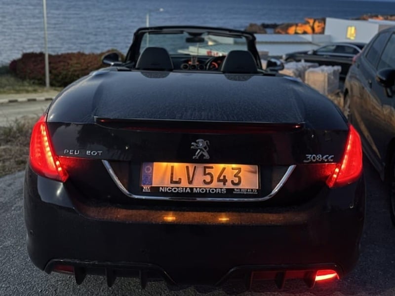 Peugeot 308 CC — 1/5