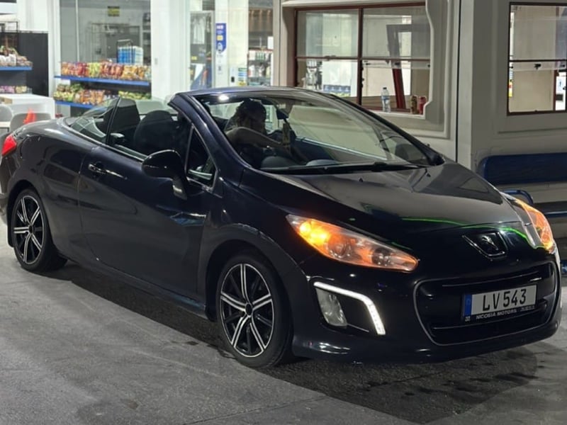 Peugeot 308 CC — 2
