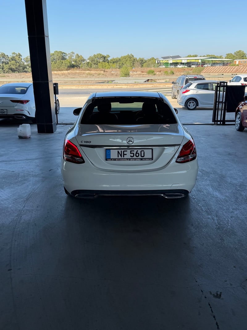 Mercedes-Benz C 180 — 4