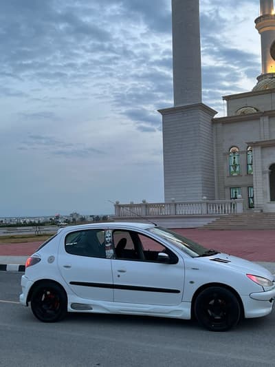 Peugeot 206 — 3