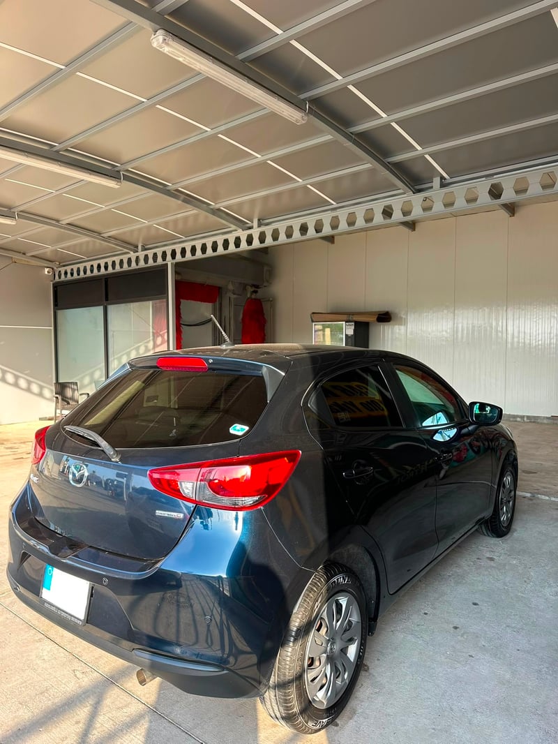 Mazda 2