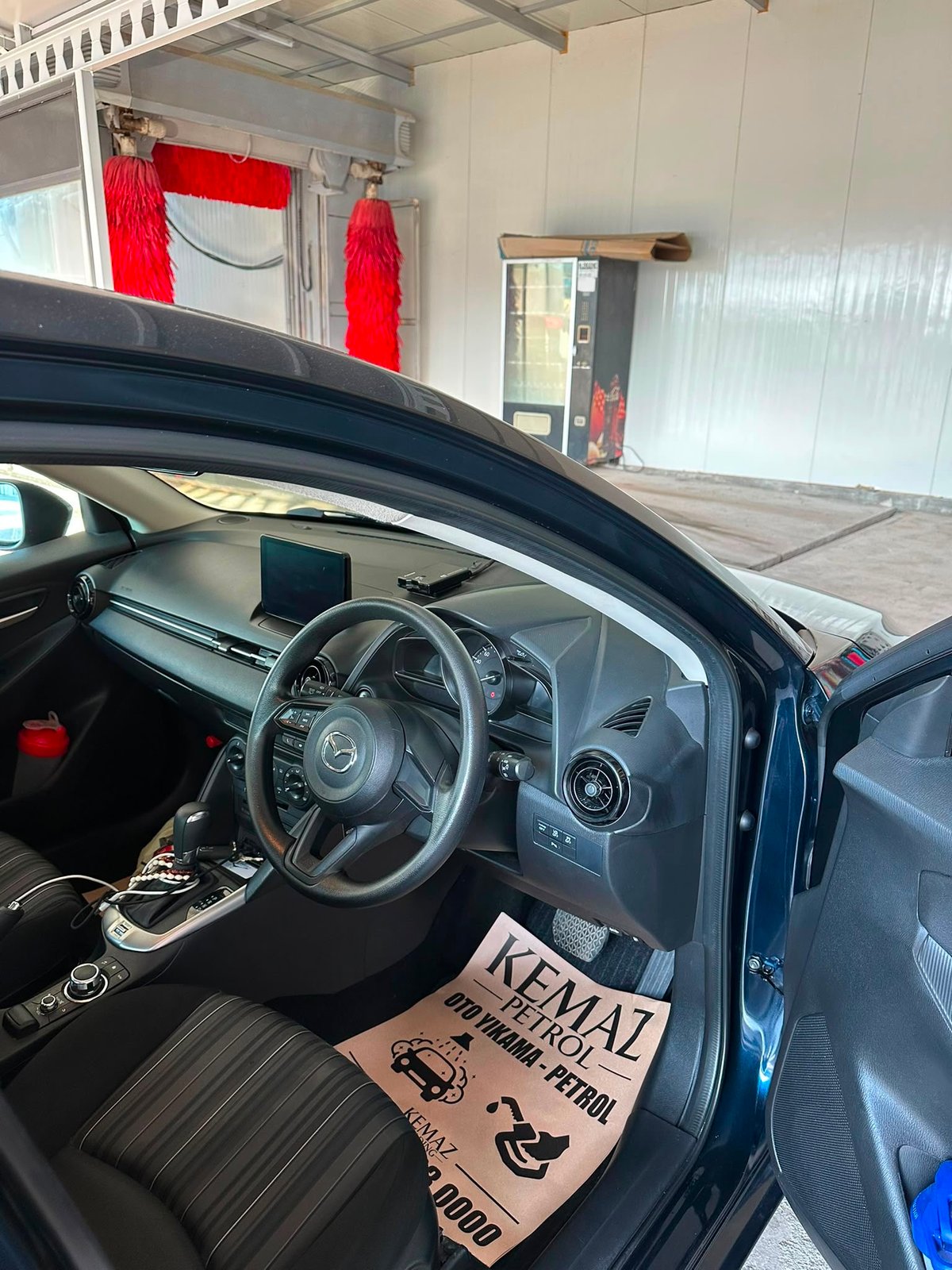 2022 Mazda 2 5