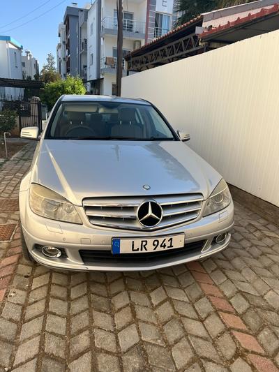2009 Mercedes-Benz C 180
