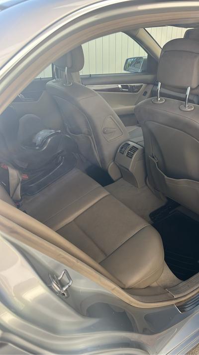 Mercedes-Benz C 180 — 6