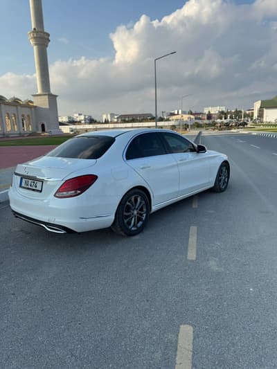 Mercedes-Benz C 180 — 4