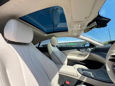 Mercedes-Benz E 300 — 4