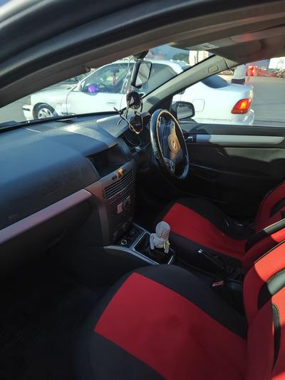Opel Astra — 4