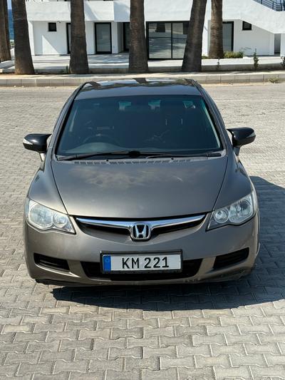 Honda Civic — 1