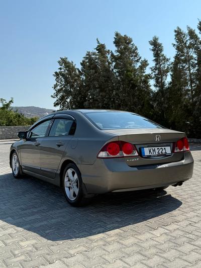 Honda Civic — 5