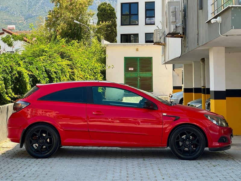 2008 Opel Astra