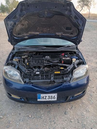 Mazda Demio — 6