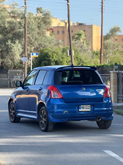 Suzuki Swift — 4