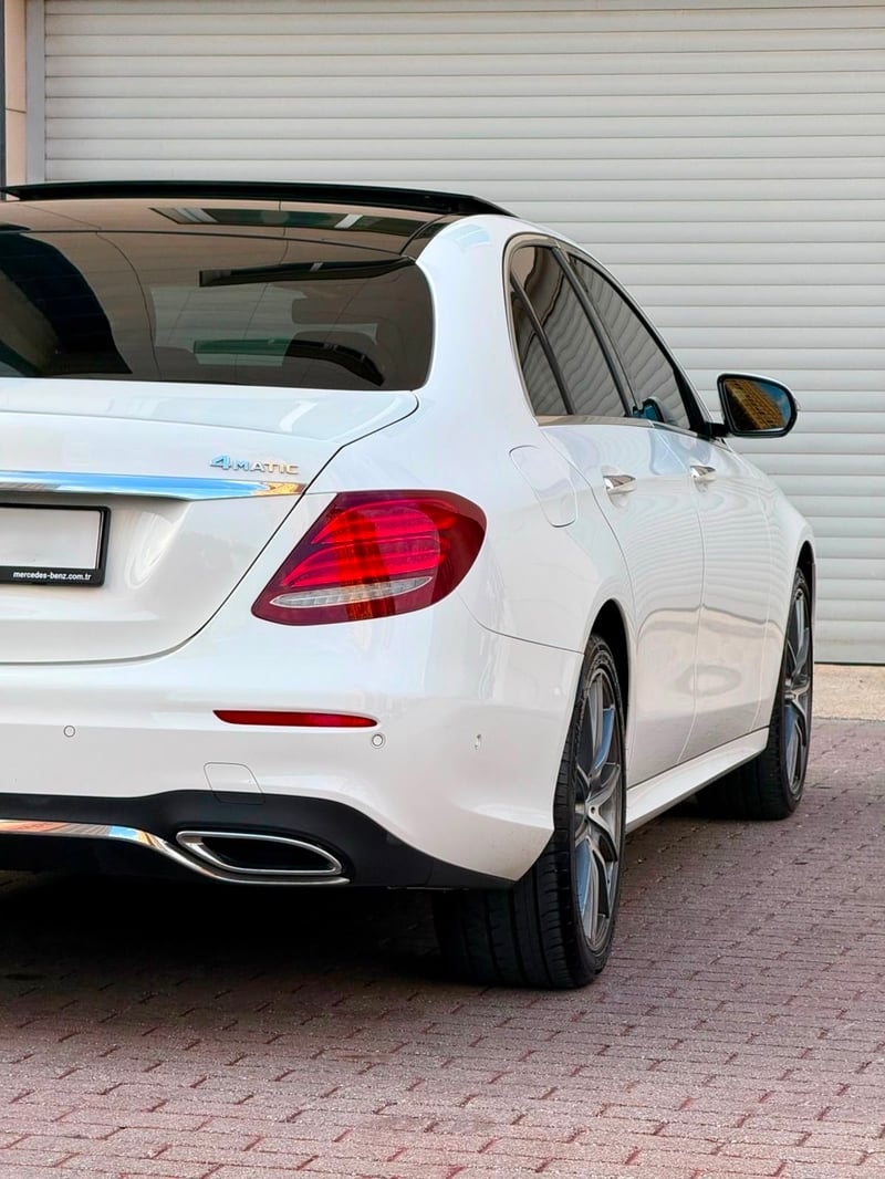 Mercedes-Benz E 220d — 8