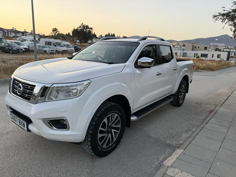 Nissan Navara — 1/8