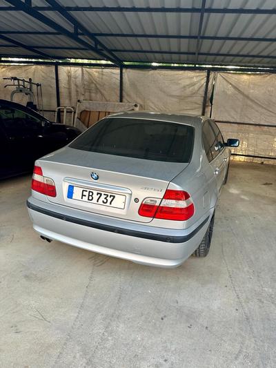 BMW 325i — 1