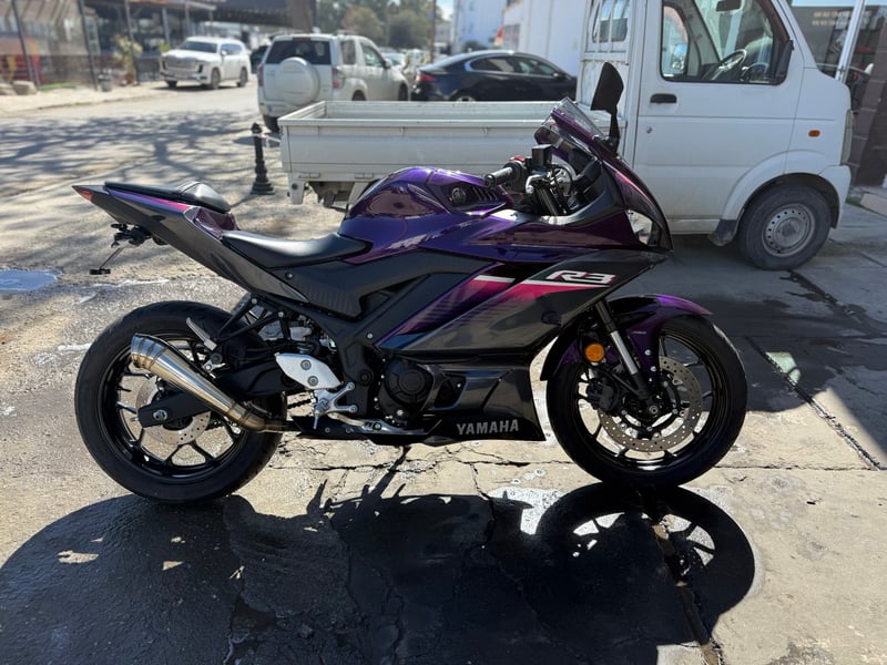 Yamaha R3 — 6