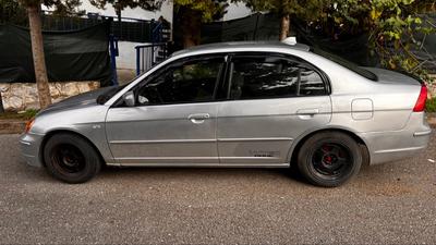Honda Civic — 4