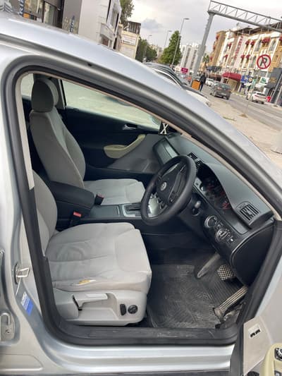 Volkswagen Passat — 6