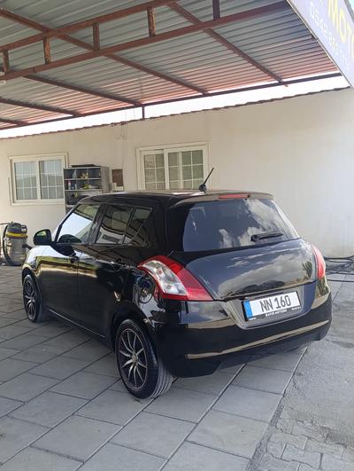 Suzuki Swift — 3